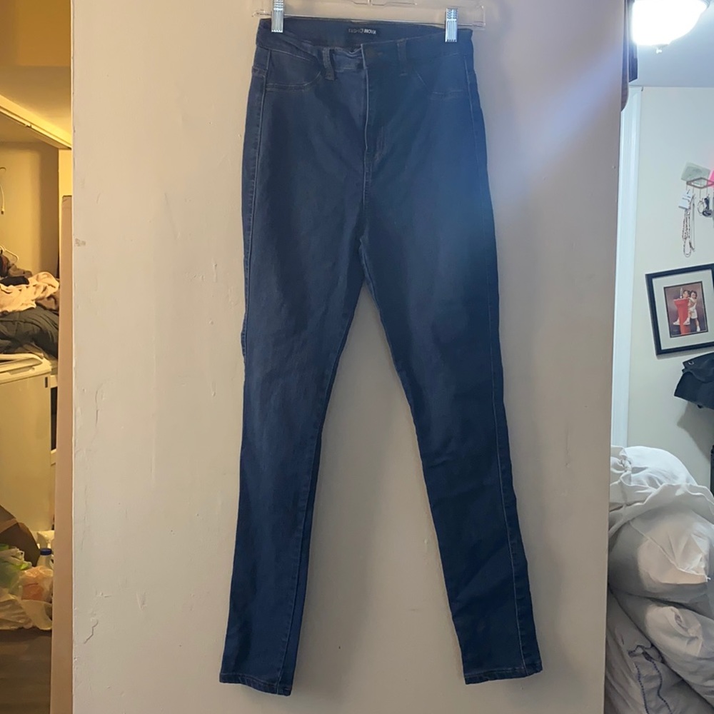 Fashion nova- Women’s high waisted dark blue skinny jeans